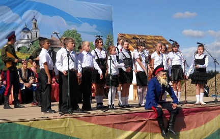 Детский фольклорный ансамбль «Зоренька»